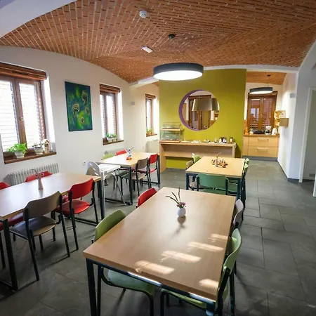 Bearlog Hostel